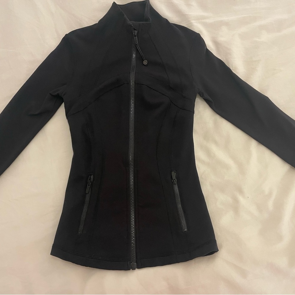 Lululemon Define Jacket in black, Size 0